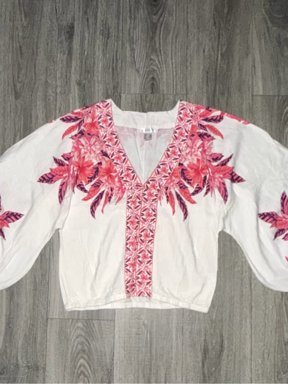 VENUS White Top & Shorts Pink & White Floral Print Set - Picture 9 of 9
